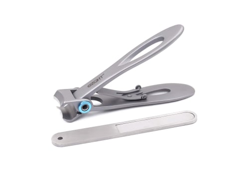 What type of nail clipper is best for thick nails?